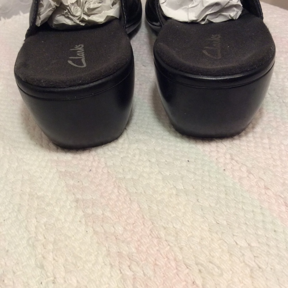 Women’s New Black Clark’s Leather Upper Clogs - Picture 4 of 8